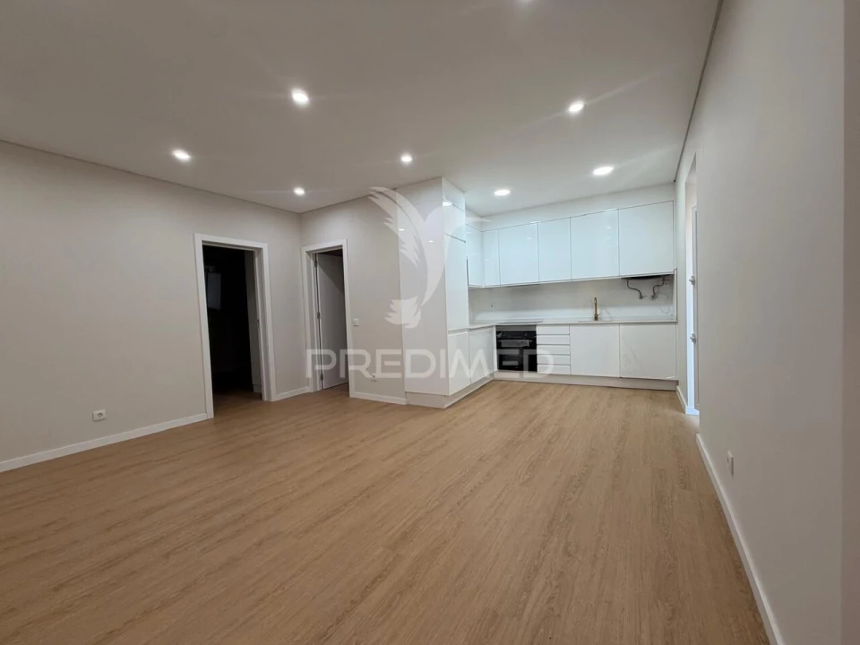 Apartamento T2 para Venda em Palmela Foto 2