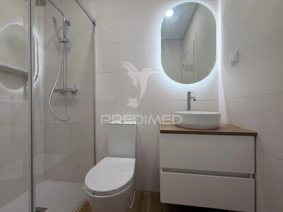 Apartamento T2 para Venda em Palmela Foto 36