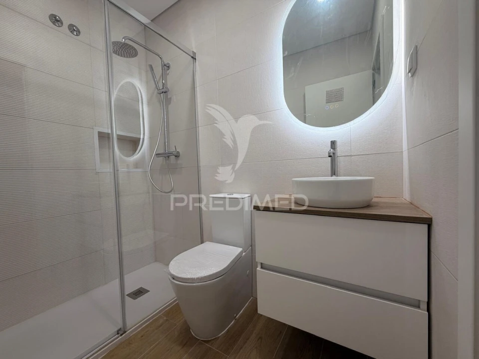 Apartamento T2 para Venda em Palmela Foto 38