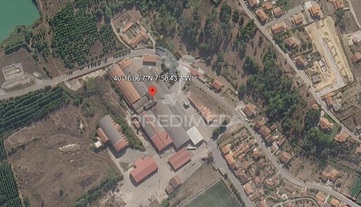 Armazém para Venda em Côja e Barril de Alva Foto 3