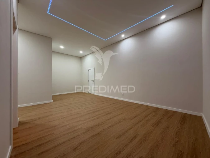 Apartamento T1 para Venda em Palmela Foto 25
