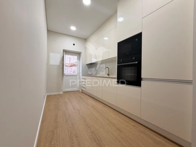 Apartamento T1 para Venda em Palmela Foto 5