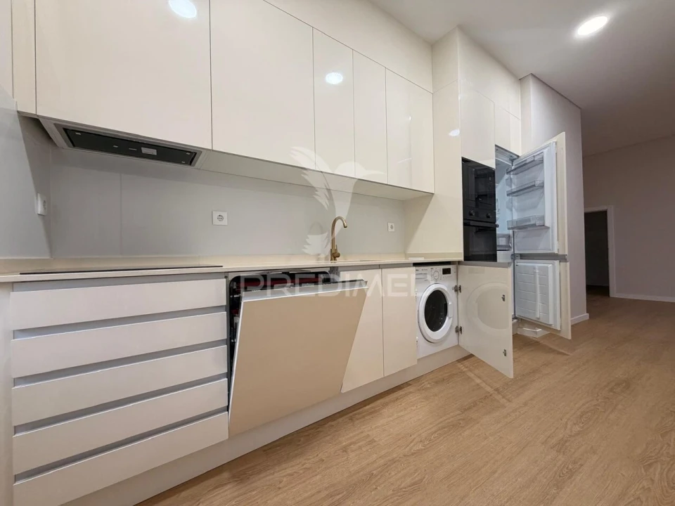 Apartamento T1 para Venda em Palmela Foto 4