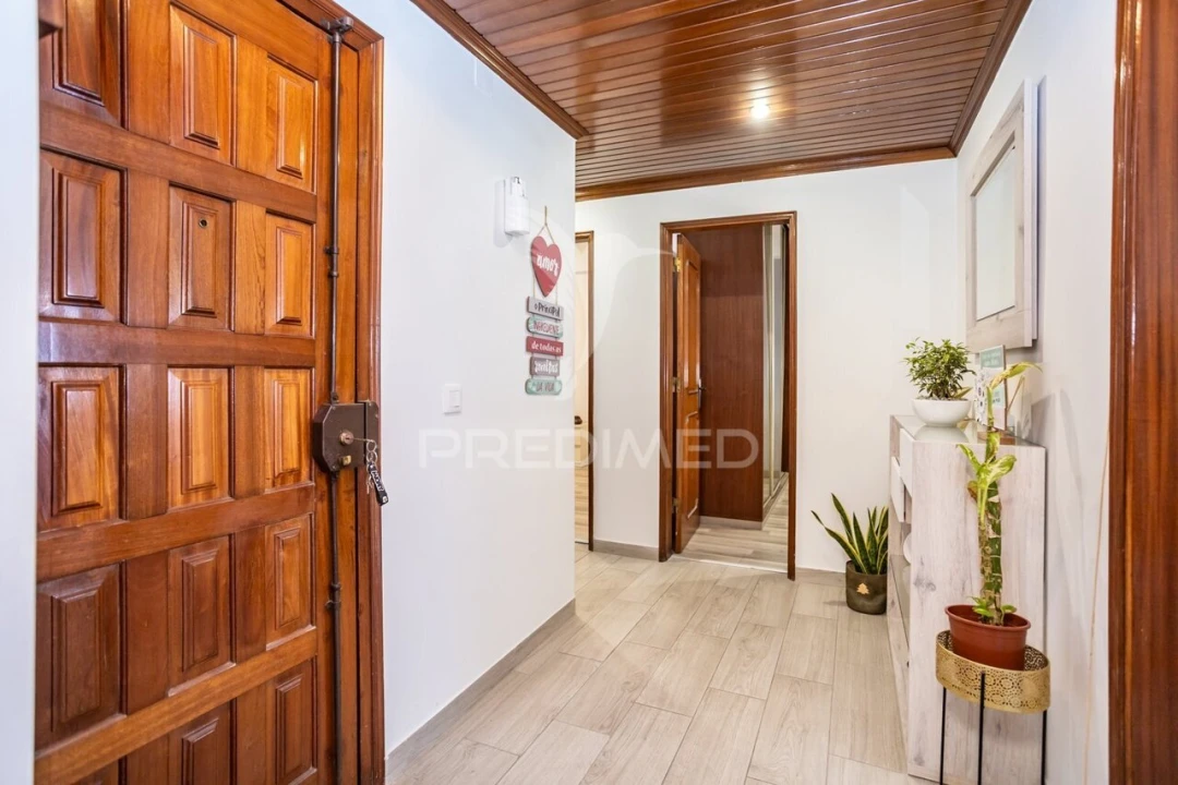 Apartamento T2 para Venda em Amora Foto 18