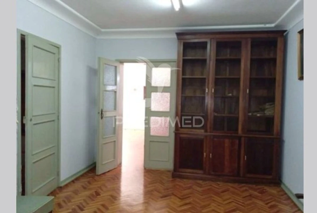 Moradia T6 para Venda em Pedrogão Pequeno Foto 6