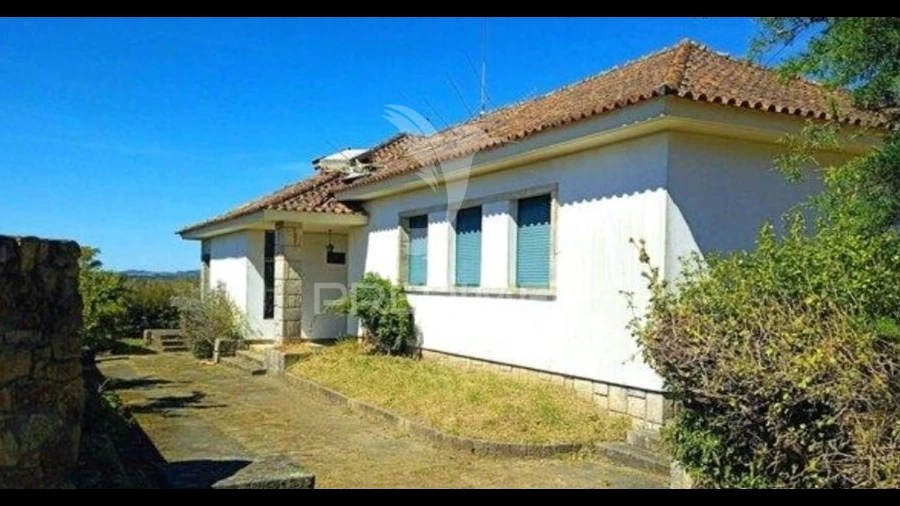 Moradia T6 para Venda em Pedrogão Pequeno