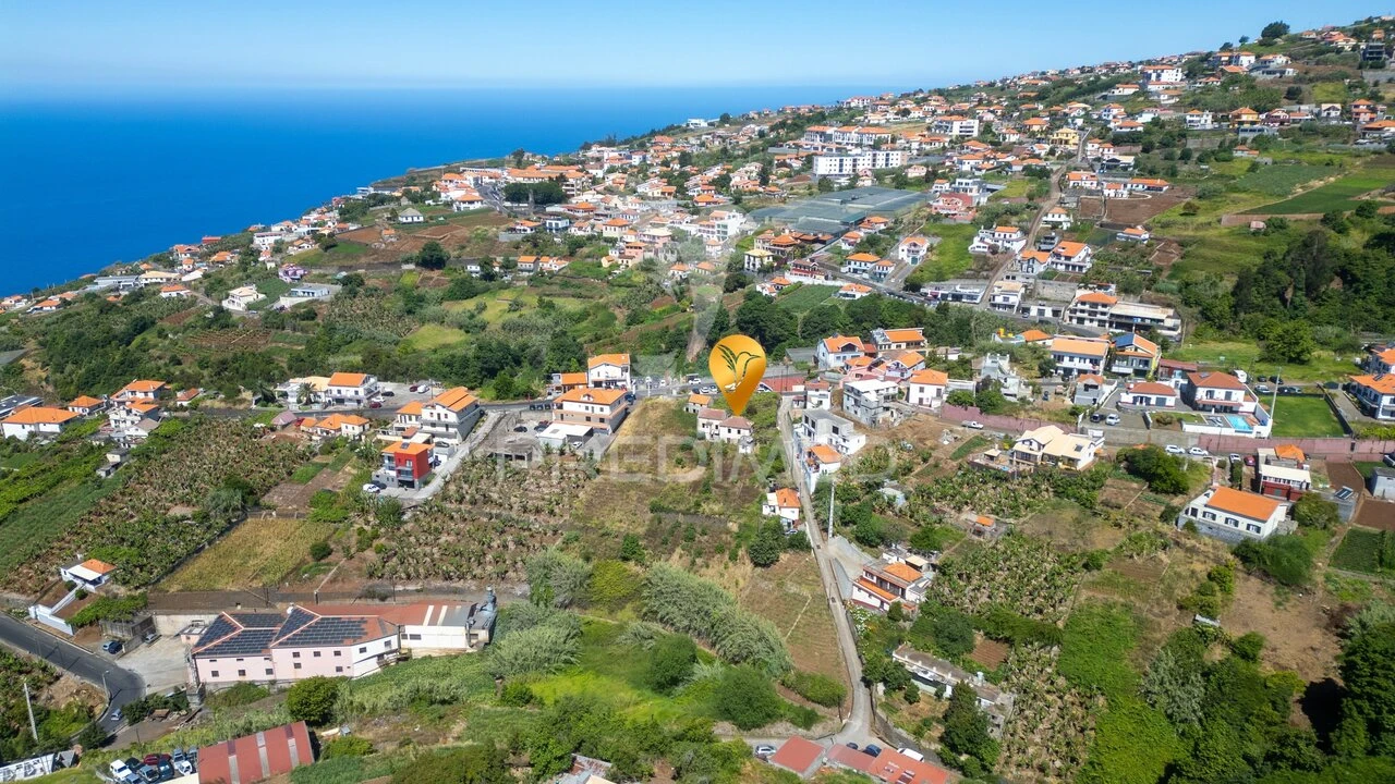 Terreno para Venda em Canhas Foto 7