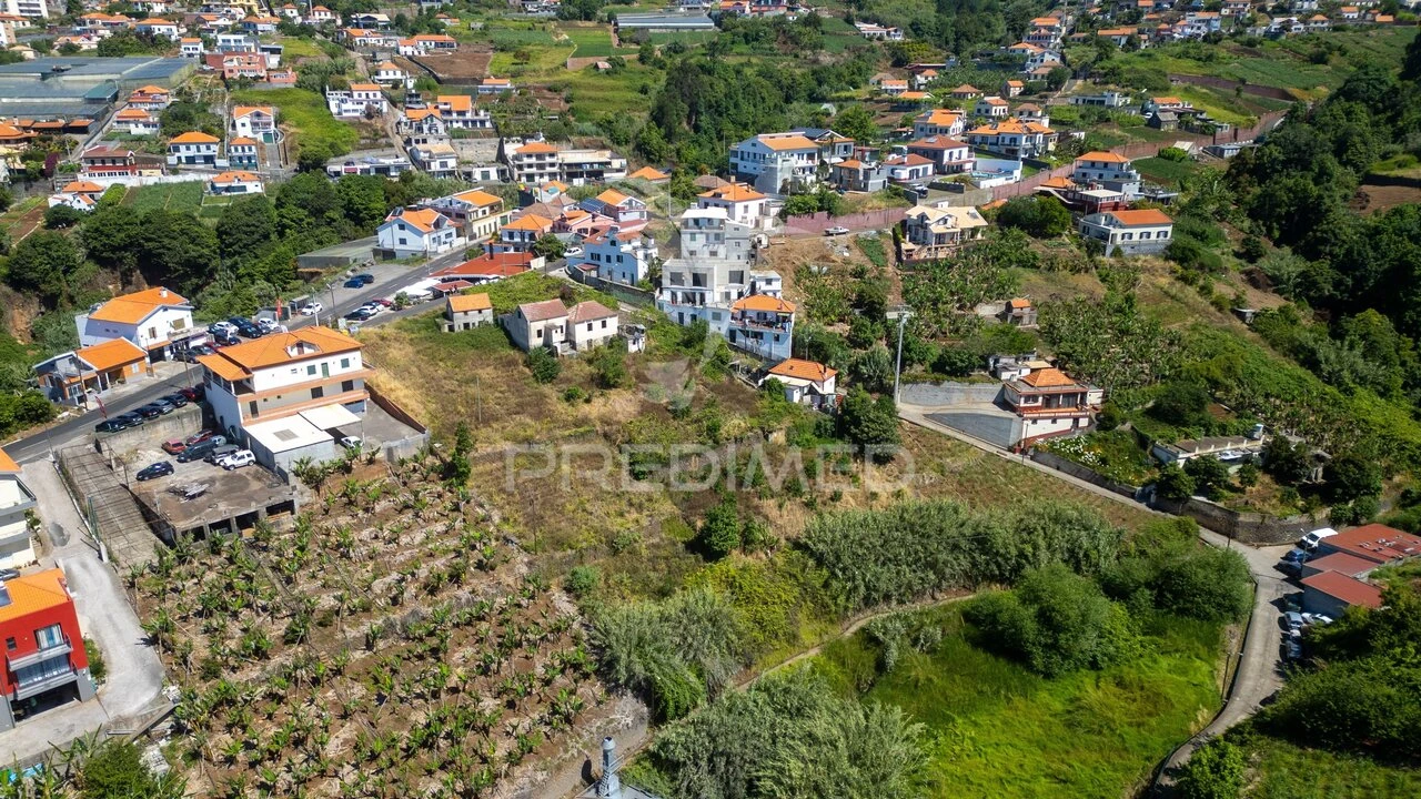 Terreno para Venda em Canhas Foto 10