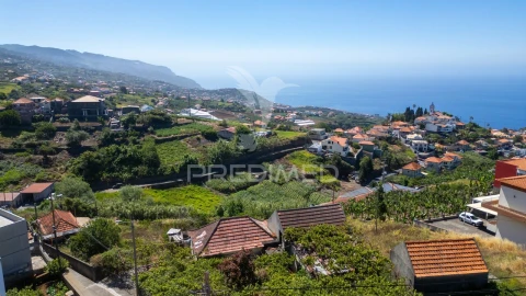 Terreno para Venda em Canhas