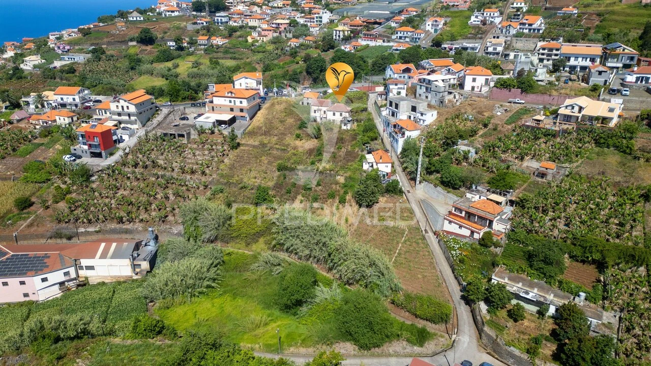 Terreno para Venda em Canhas Foto 8