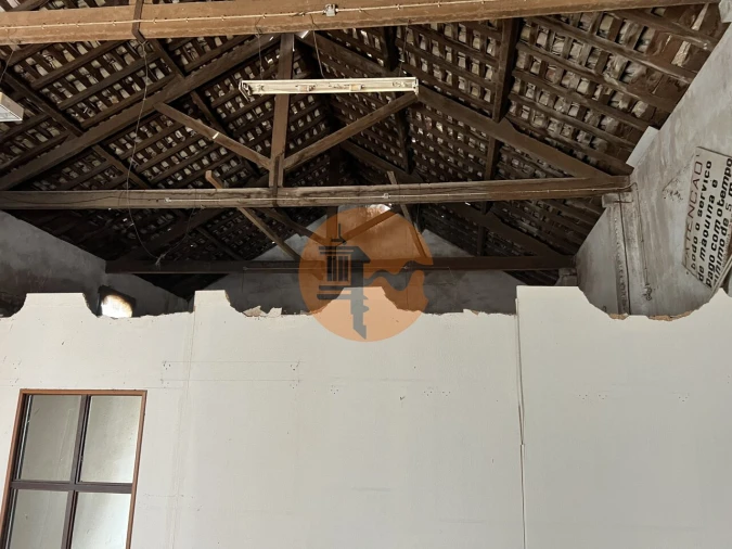 Armazém para Venda em Olhão Foto 7