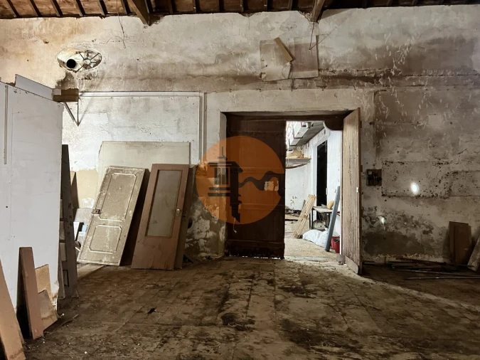 Armazém para Venda em Olhão Foto 13