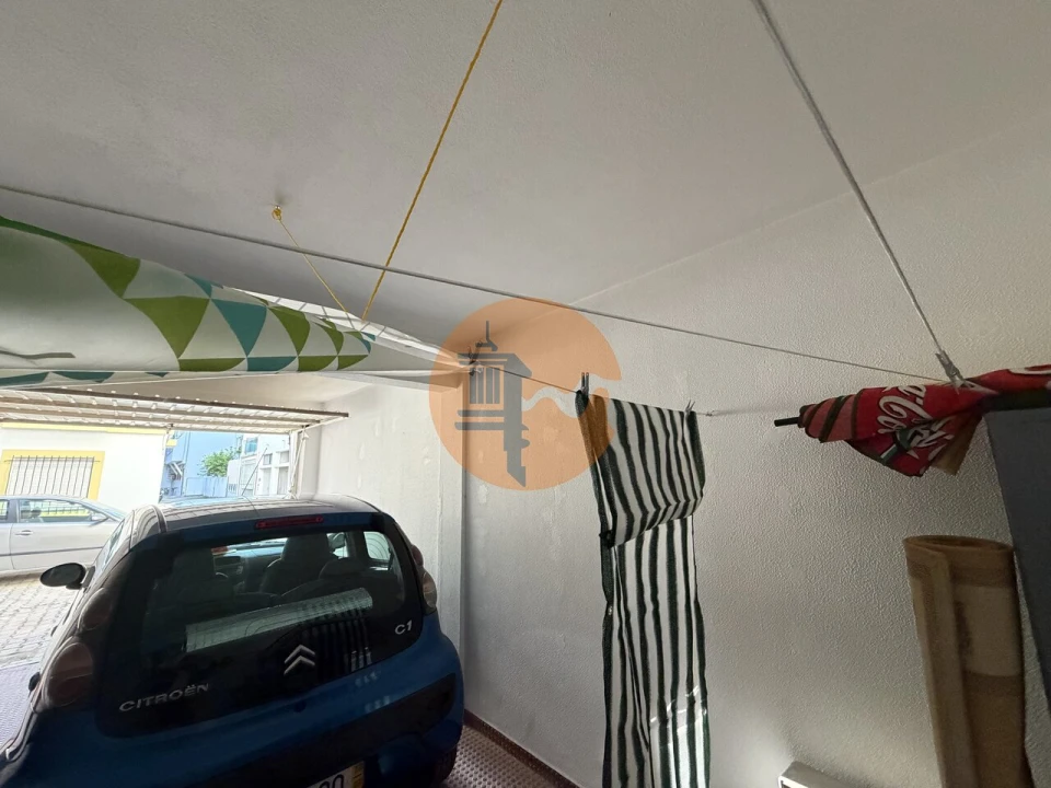 Garagem para Venda em Monte Gordo Foto 6