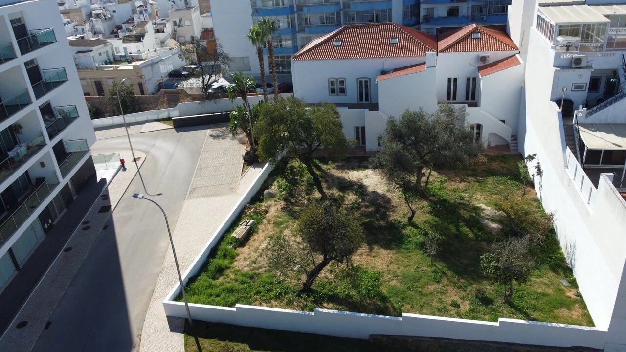 Moradia T7 para Venda em Portimão Foto 5