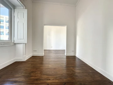 Moradia T7 para Venda em Portimão