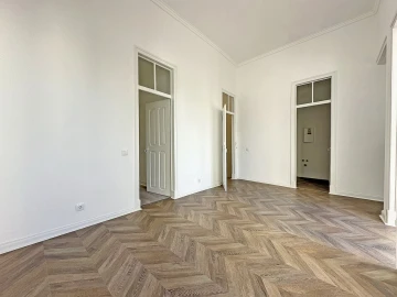 Moradia T7 para Venda em Portimão