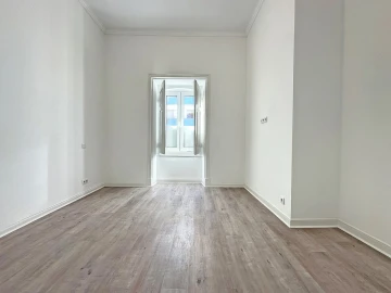 Moradia T7 para Venda em Portimão