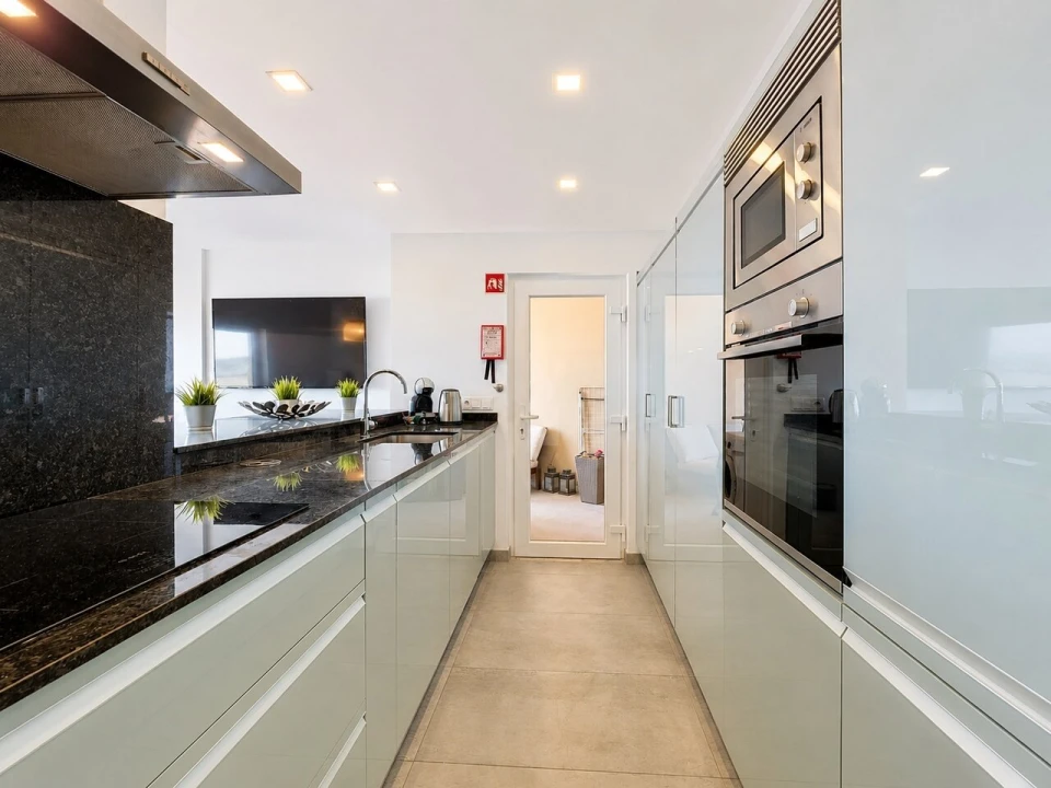 Apartamento T2 para Venda em Portimão Foto 6