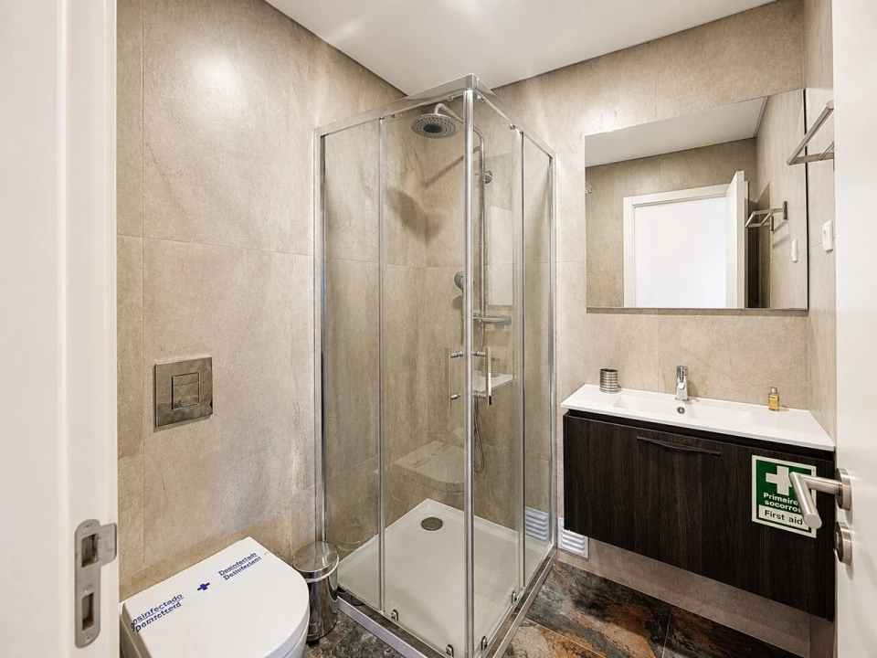 Apartamento T2 para Venda em Portimão Foto 17