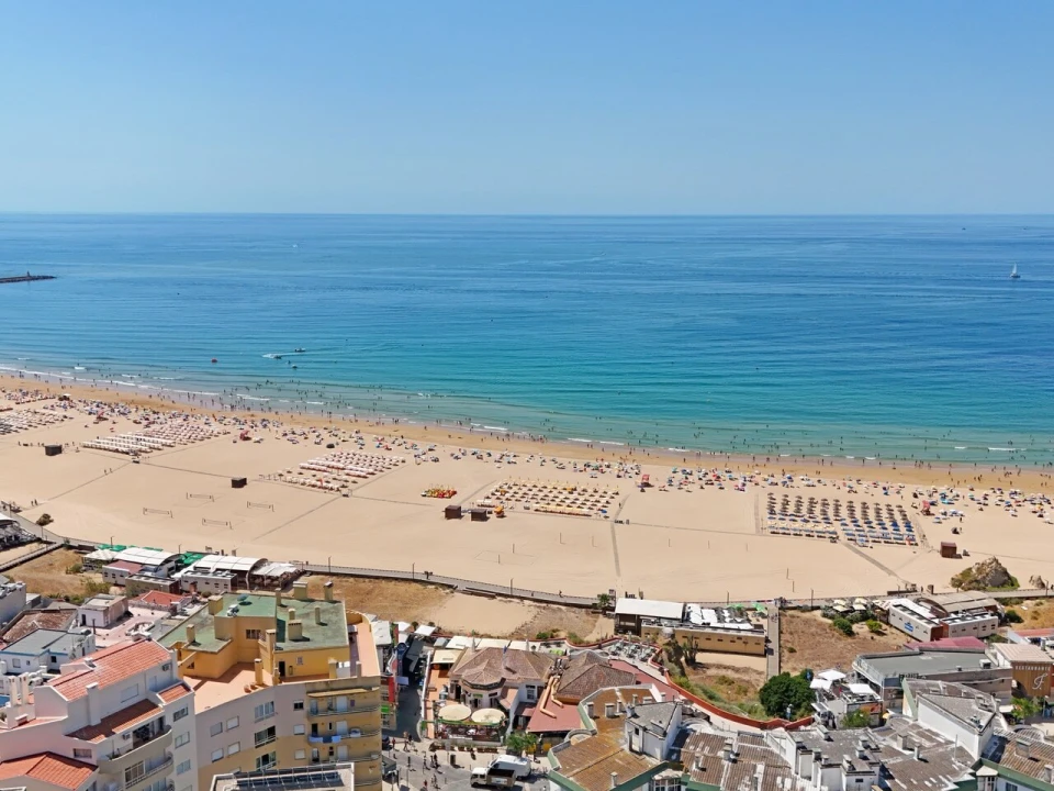Apartamento T2 para Venda em Portimão Foto 23