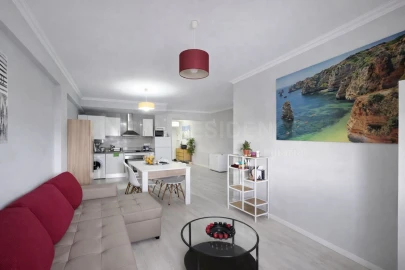 Apartamento T3 para Venda em Albufeira e Olhos de Água