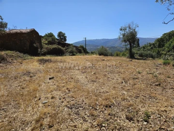 Terreno para Venda em Telhado