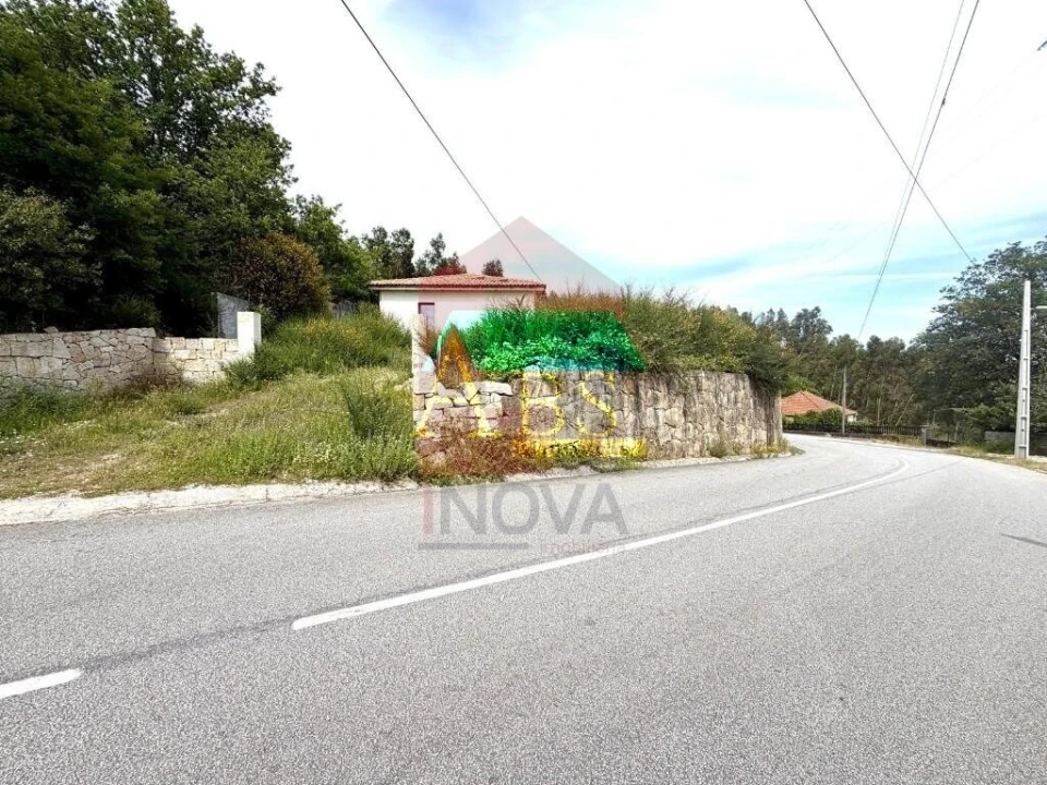 Moradia T4 para Venda em Ribeira do Neiva Foto 28