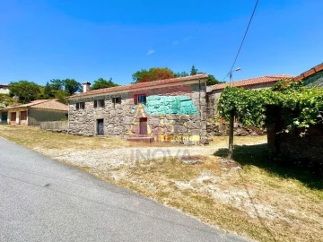 Moradia T2 para Venda em Chorense e Monte