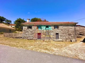 Moradia T2 para Venda em Chorense e Monte