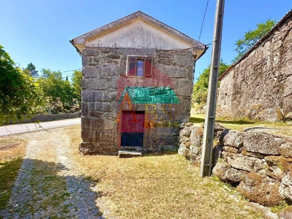Moradia T2 para Venda em Chorense e Monte Foto 20