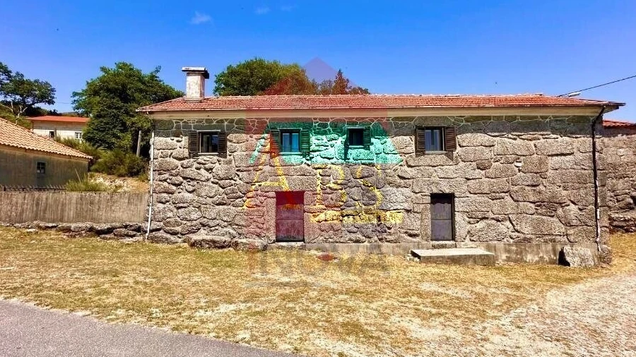 Moradia T2 para Venda em Chorense e Monte