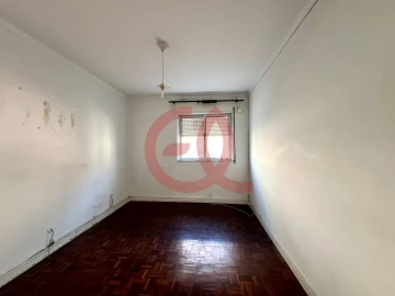 Apartamento T3 para Venda em Darque