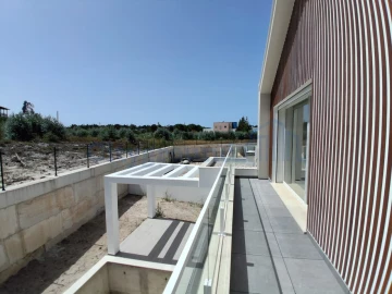 Moradia T4 para Venda em Santa Maria, São Pedro e Sobral da Lagoa