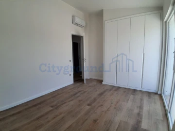 Moradia T4 para Venda em Santa Maria, São Pedro e Sobral da Lagoa