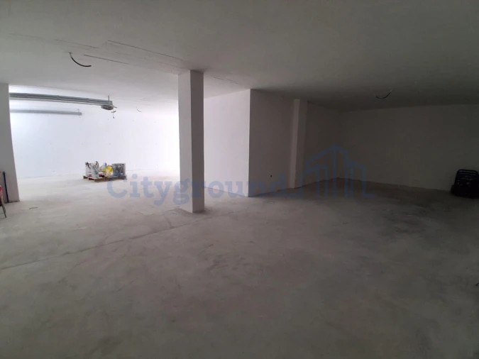 Moradia T4 para Venda em Santa Maria, São Pedro e Sobral da Lagoa Foto 25