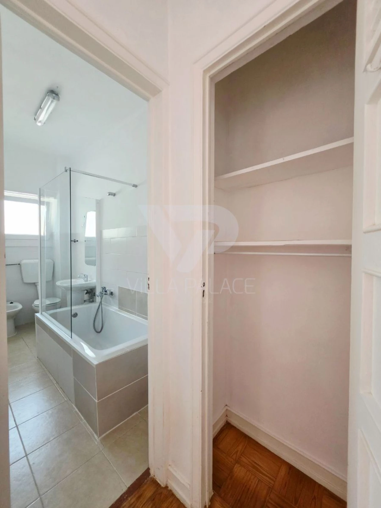 Apartamento T2 para Arrendamento em Campo de Ourique Foto 10