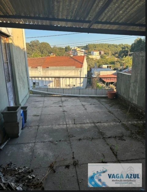 Prédio para Venda em Milheiros