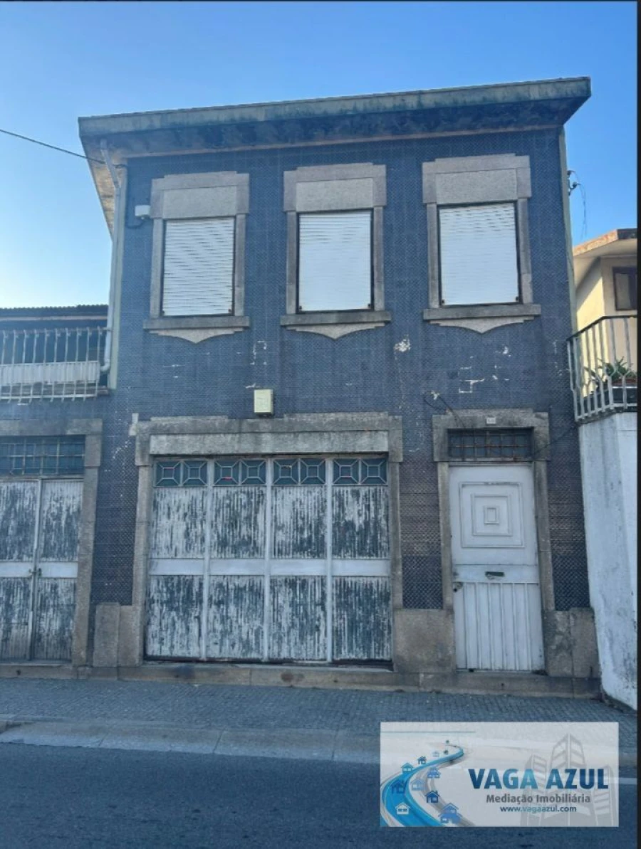 Prédio para Venda em Milheiros Foto 2