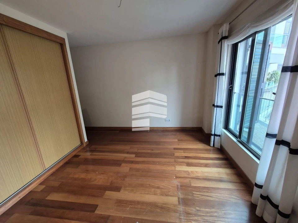 Apartamento T2 para Venda em Funchal (Santa Luzia) Foto 9