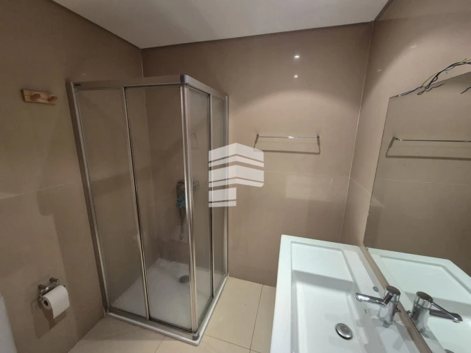 Apartamento T2 para Venda em Funchal (Santa Luzia) Foto 11