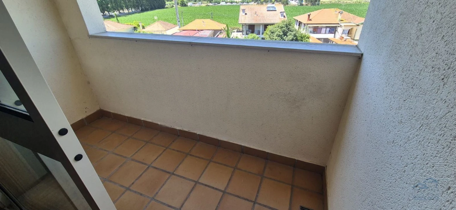 Apartamento T1 para Arrendamento em Moreira Foto 1