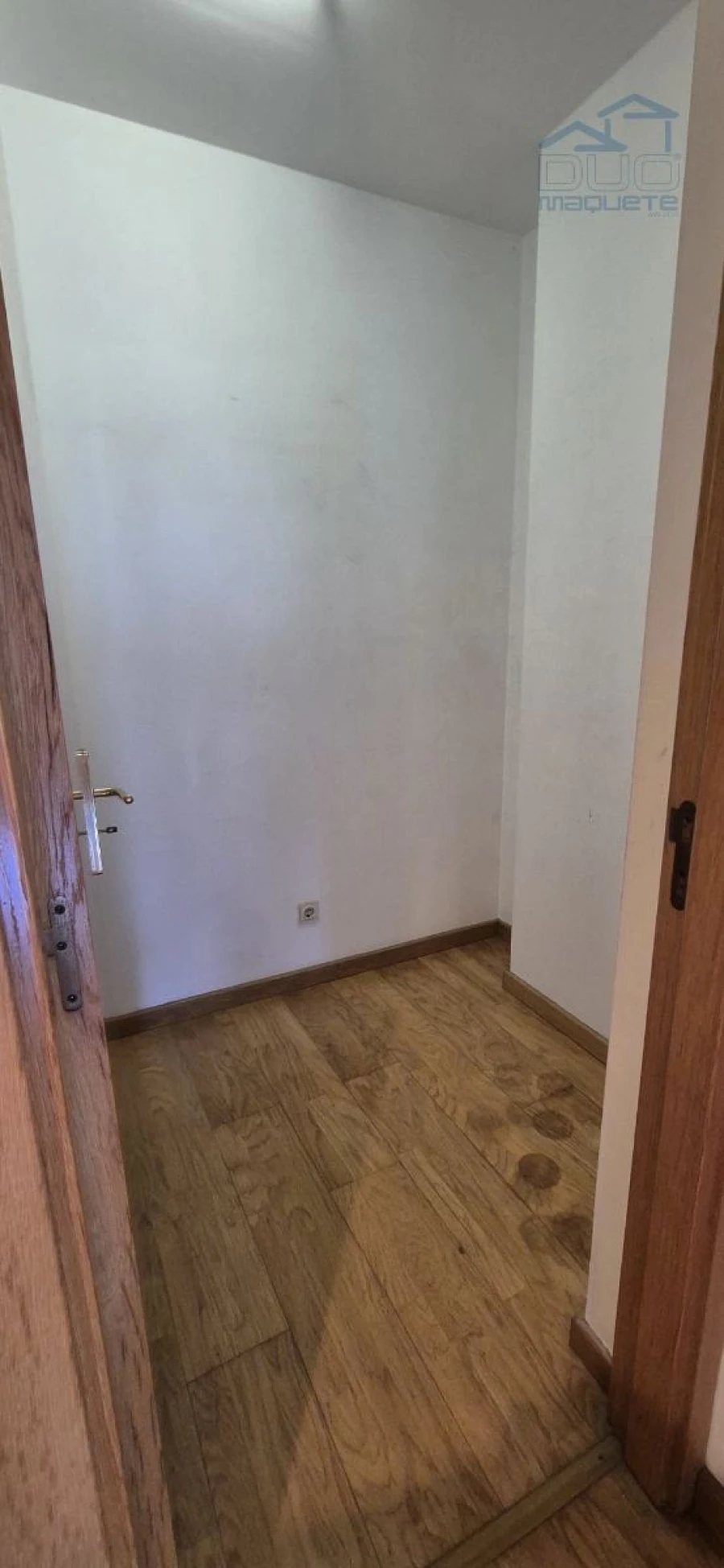 Apartamento T1 para Arrendamento em Moreira Foto 11