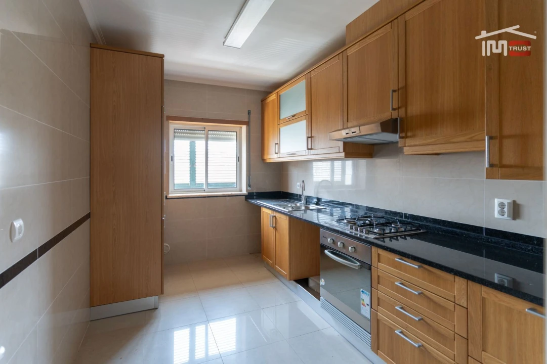 Apartamento T2 para Venda em Fatima Foto 1