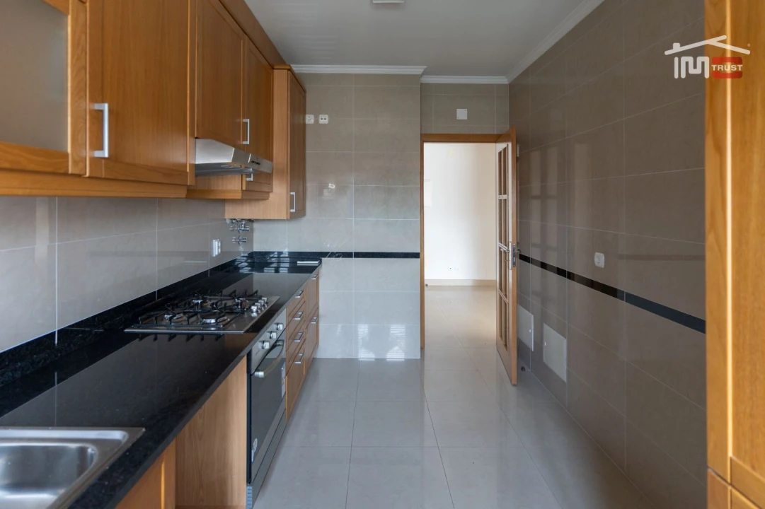 Apartamento T2 para Venda em Fatima Foto 2