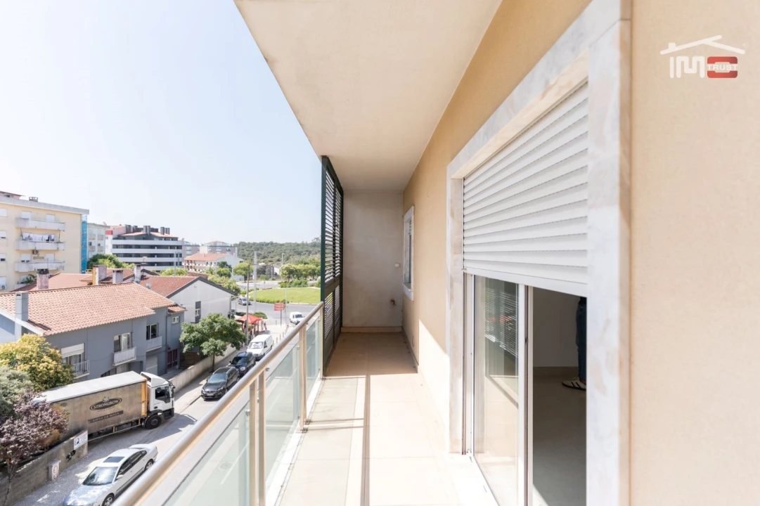 Apartamento T2 para Venda em Fatima Foto 4
