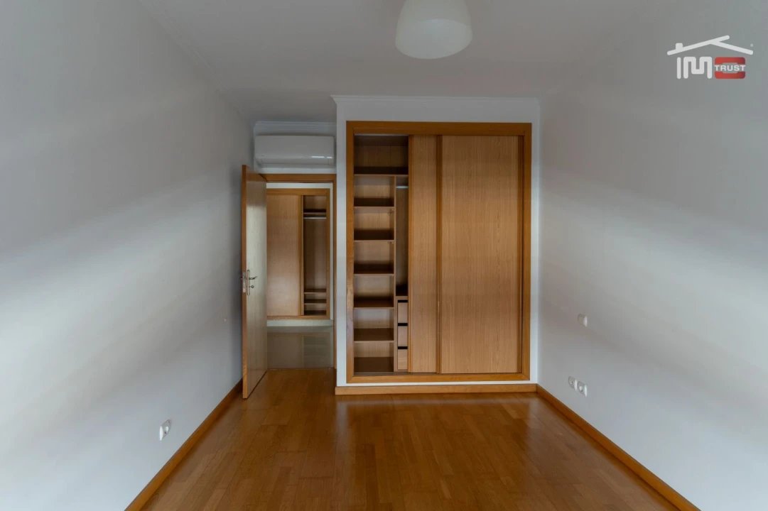 Apartamento T2 para Venda em Fatima Foto 20