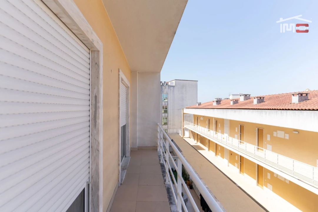Apartamento T2 para Venda em Fatima Foto 23
