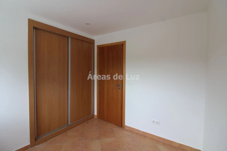 Moradia T2 para Venda em Santa Catarina da Serra e Chainça Foto 9