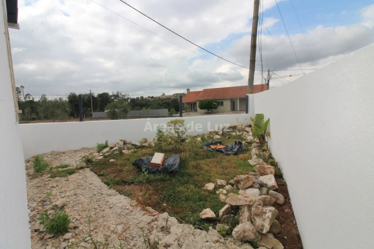 Moradia T2 para Venda em Santa Catarina da Serra e Chainça Foto 18