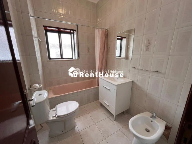 Apartamento T1 para Arrendamento em Buarcos Foto 10